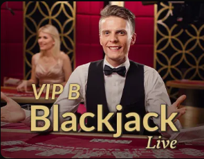 铁汉柔情！女儿奥罗拉一岁生日，曼联后卫利马送上爱的告白